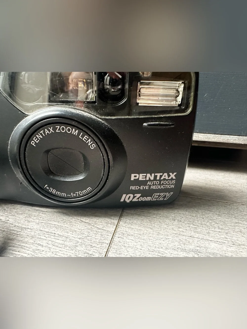 Vtg Pentax IQZoom EZY Camera Auto Focus Point & Shoot 35mm Zoom Case Not Tested